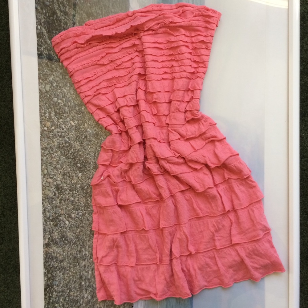 Strapless peach pink ruffle tube dress